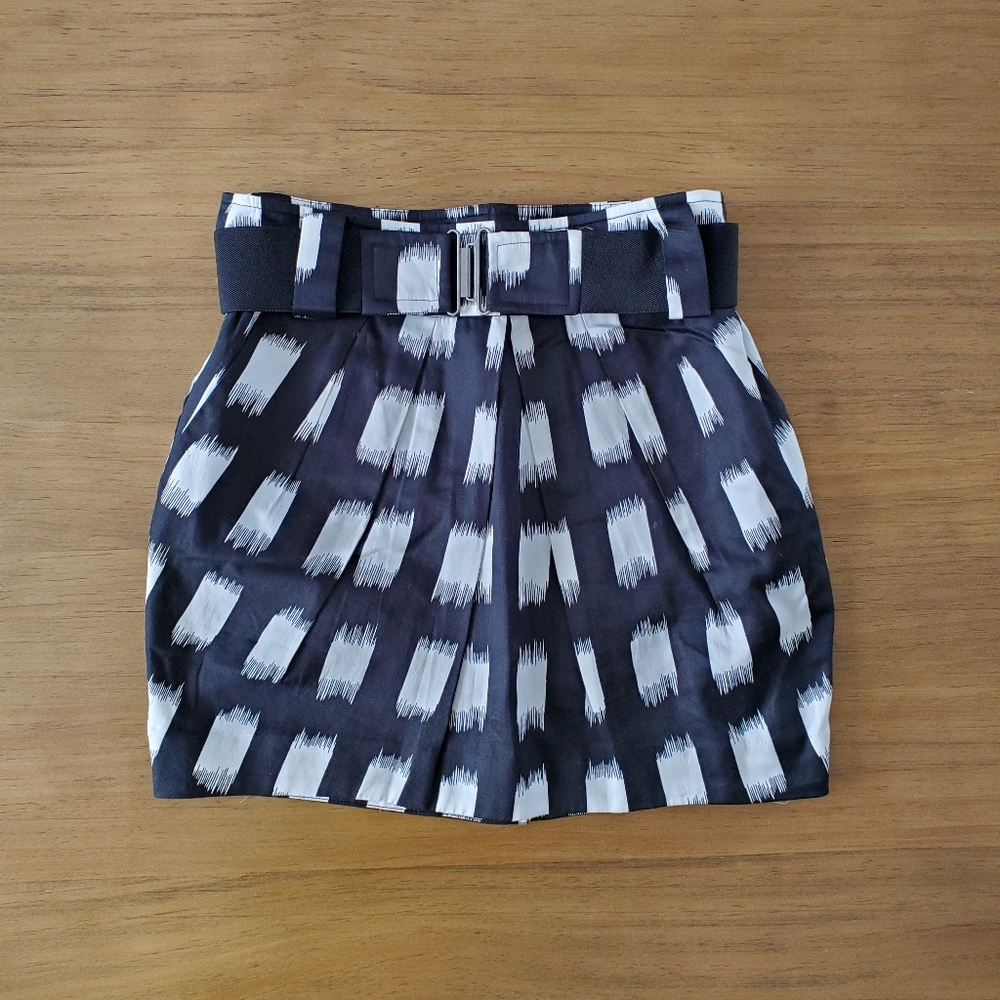 BCBGeneration belted mini skirt (size 2)